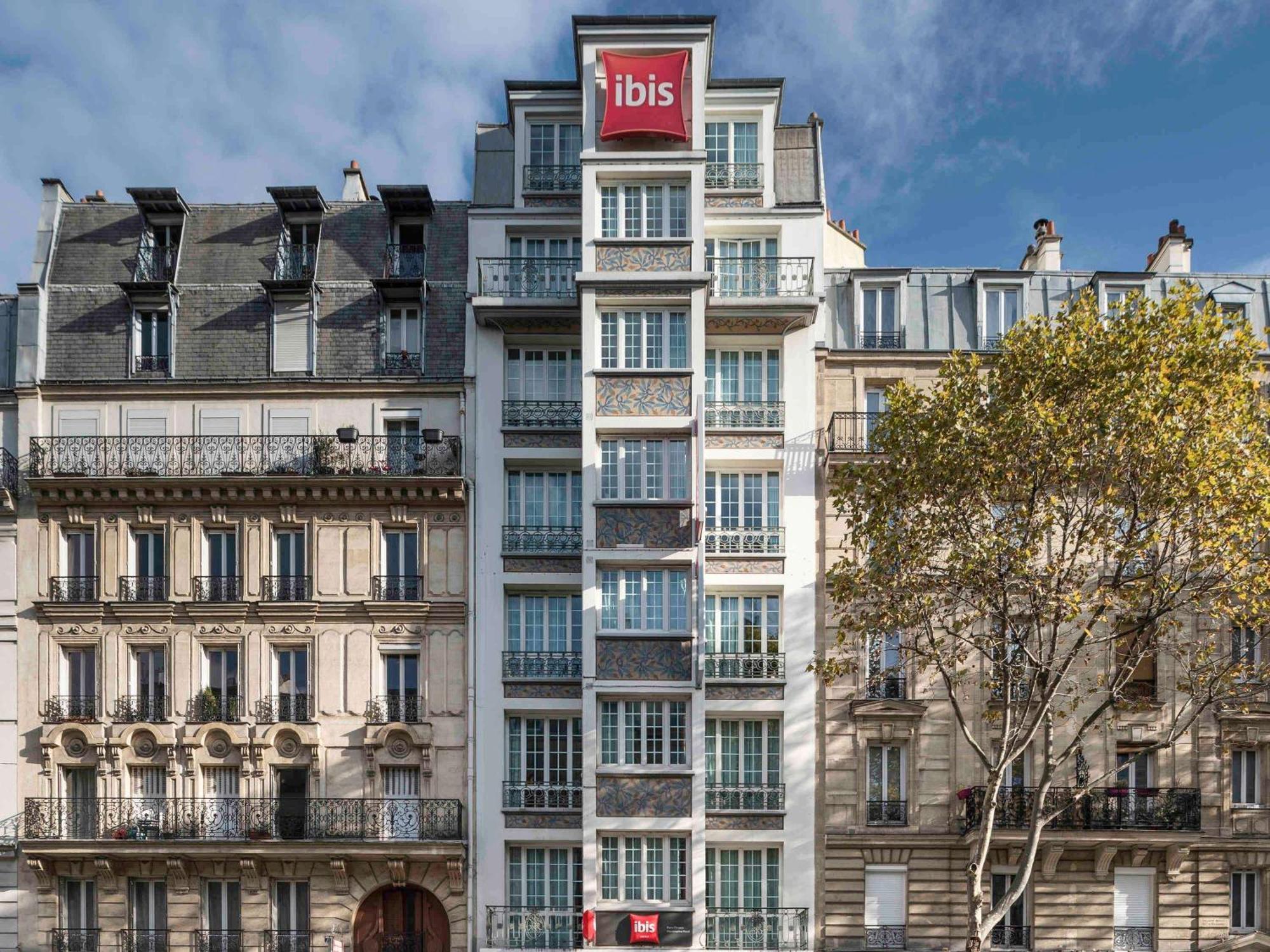 Hotel Ibis Paris Ornano Montmartre Nord 18Eme Zewnętrze zdjęcie